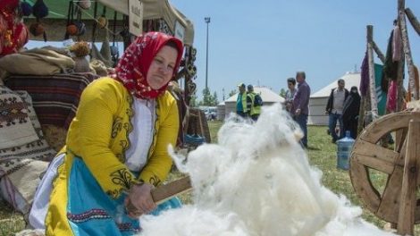 Викторина по сказке братьев Гримм «Три пряхи»